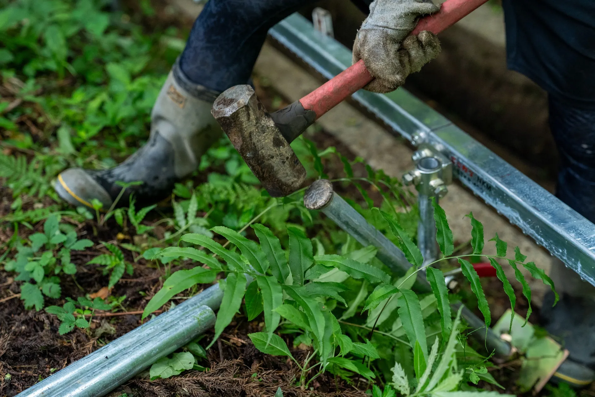 建設技能職 (アンカーボルト施工)